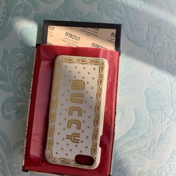 Gucci IPhone 7 phone case! - Picture 3 of 5